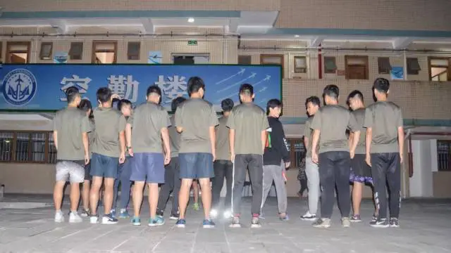 篮球一周训练计划安排表格_1